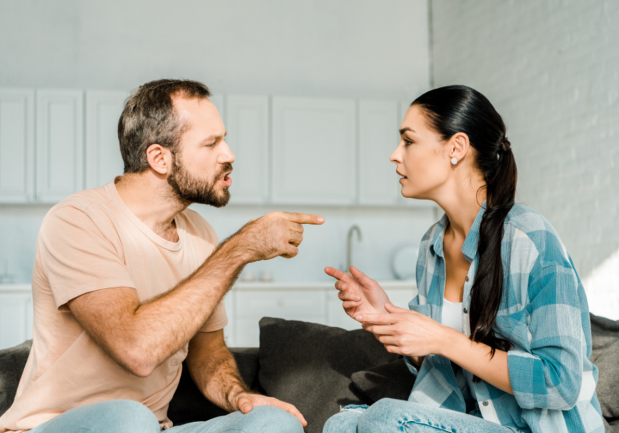 husband yelling at wife stages of a narcissistic relationship