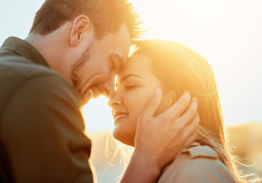 couple in love, love letters to make him cry