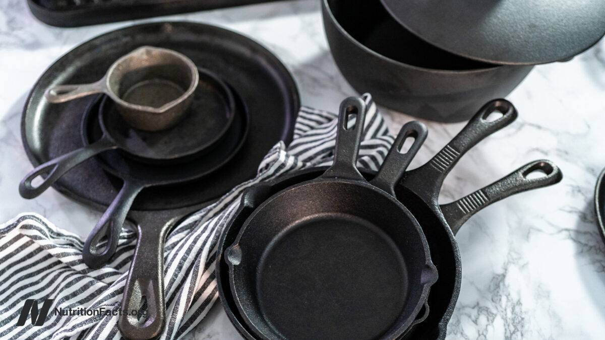 Is Stainless Steel or Cast Iron Cookware Best? Is Teflon Safe?