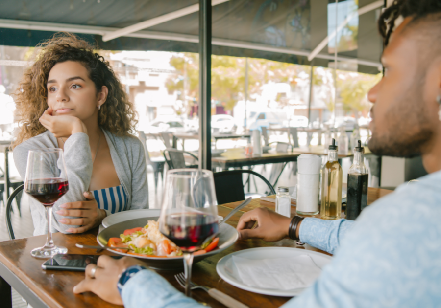 bored couple how to know when to leave a relationship