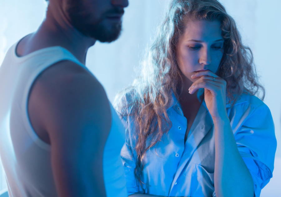 unhappy couple how to know when to leave a relationship