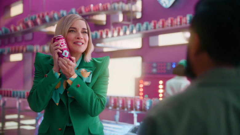 Sparkling Ice, Actor Annie Murphy Team Up in Flavor Lab