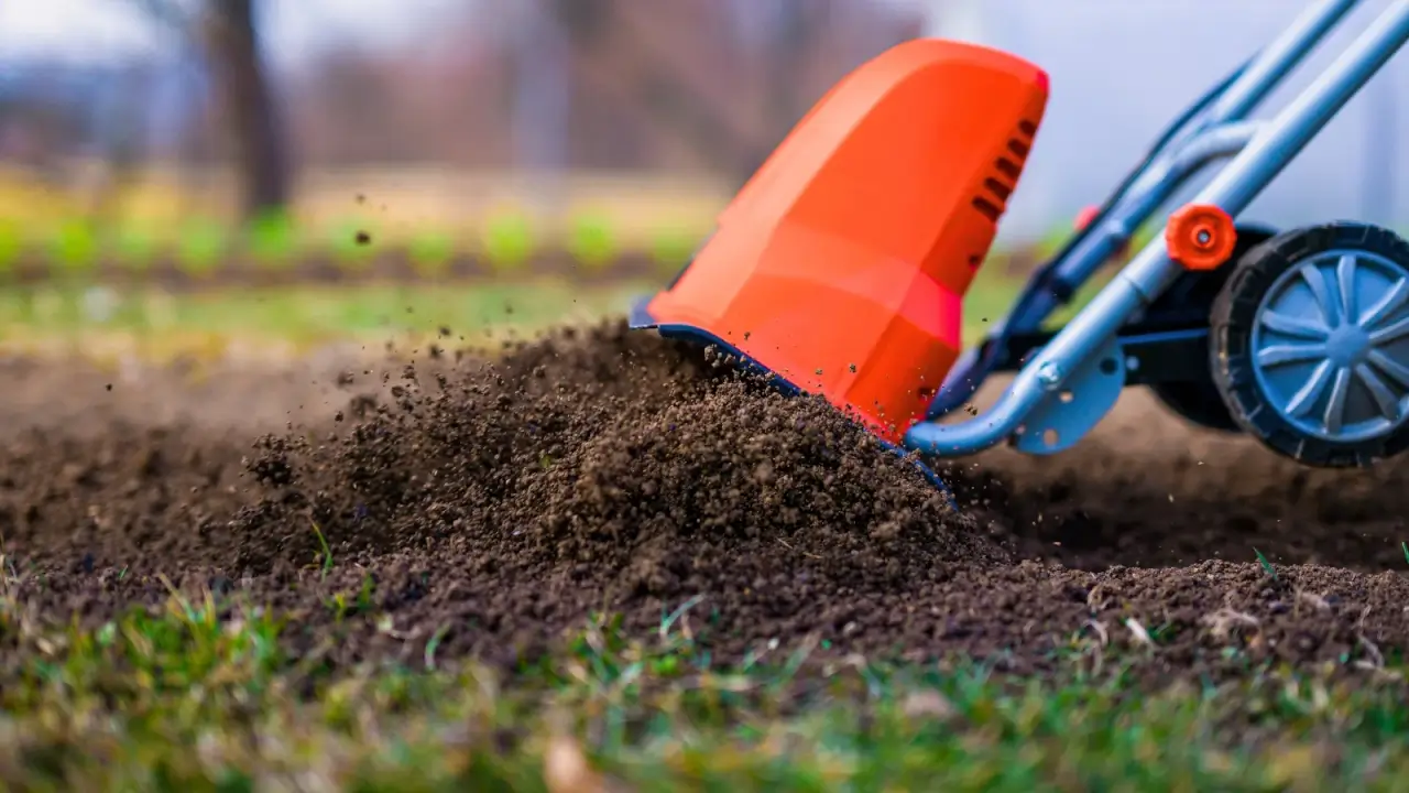 Spring Planting and Soil Compaction: 5 Management Tips